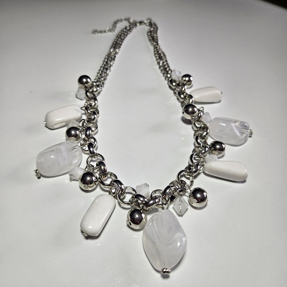 Silver Tone Paparazzi White Clear Chunky Beaded Necklace 17.5-20.5"